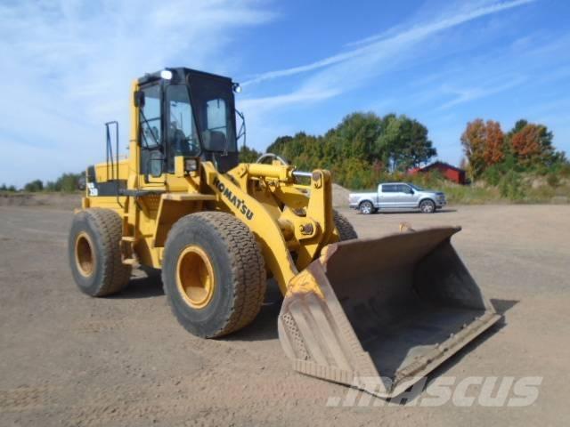 Komatsu WA 250 Gumikerekes homlokrakodók