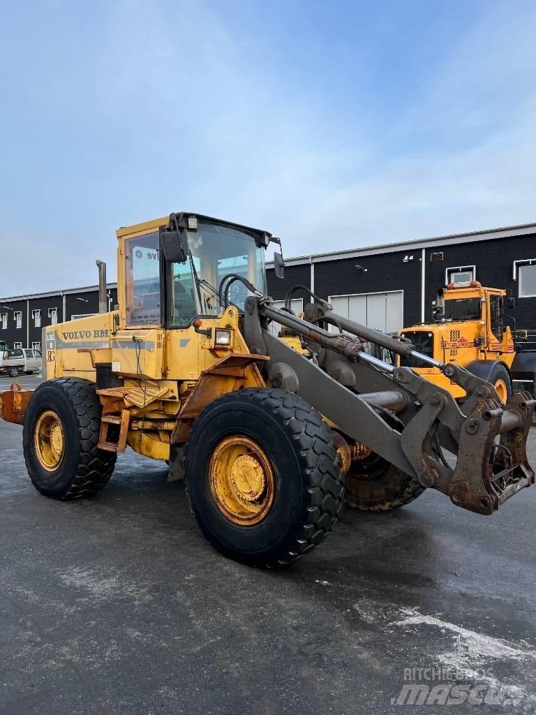 Volvo L90 B Gumikerekes homlokrakodók