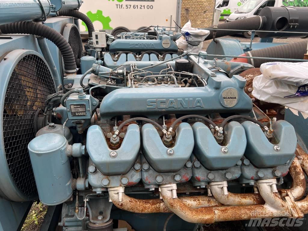 Scania DS14 Motorok