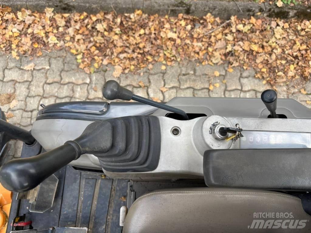 CASE CX 17B Mini kotrók < 7t