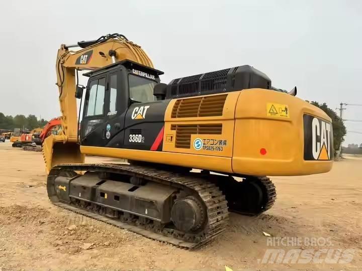 CAT CAT336D2 Közepes (midi) kotrók 7 t - 12 t
