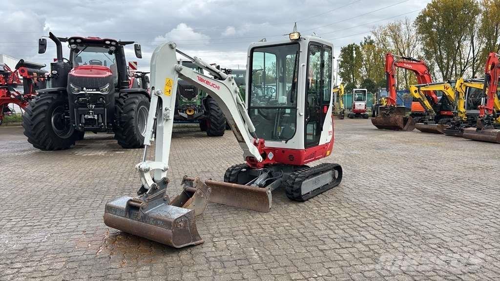 Takeuchi TB216 Mini kotrók < 7t