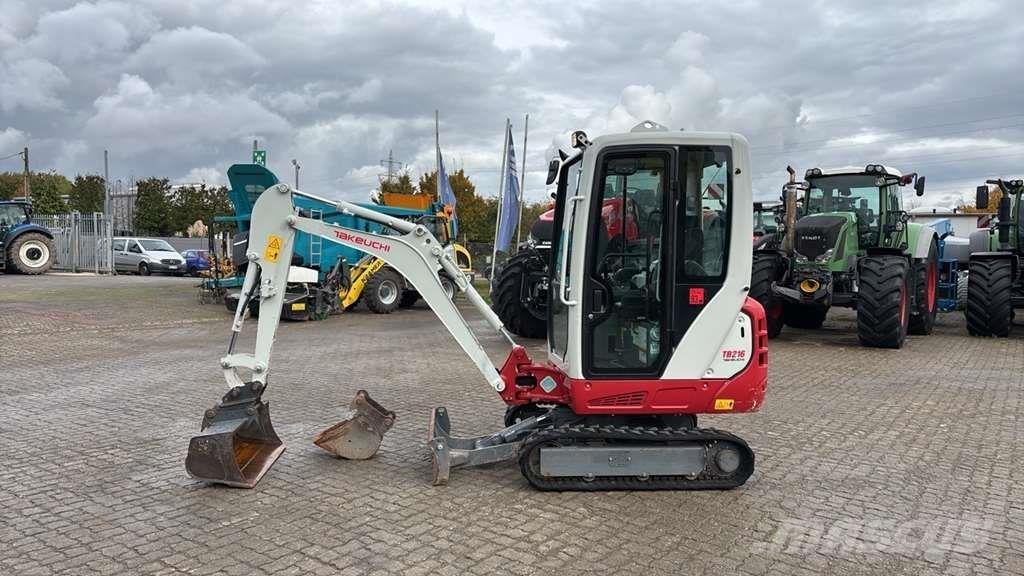 Takeuchi TB216 Mini kotrók < 7t