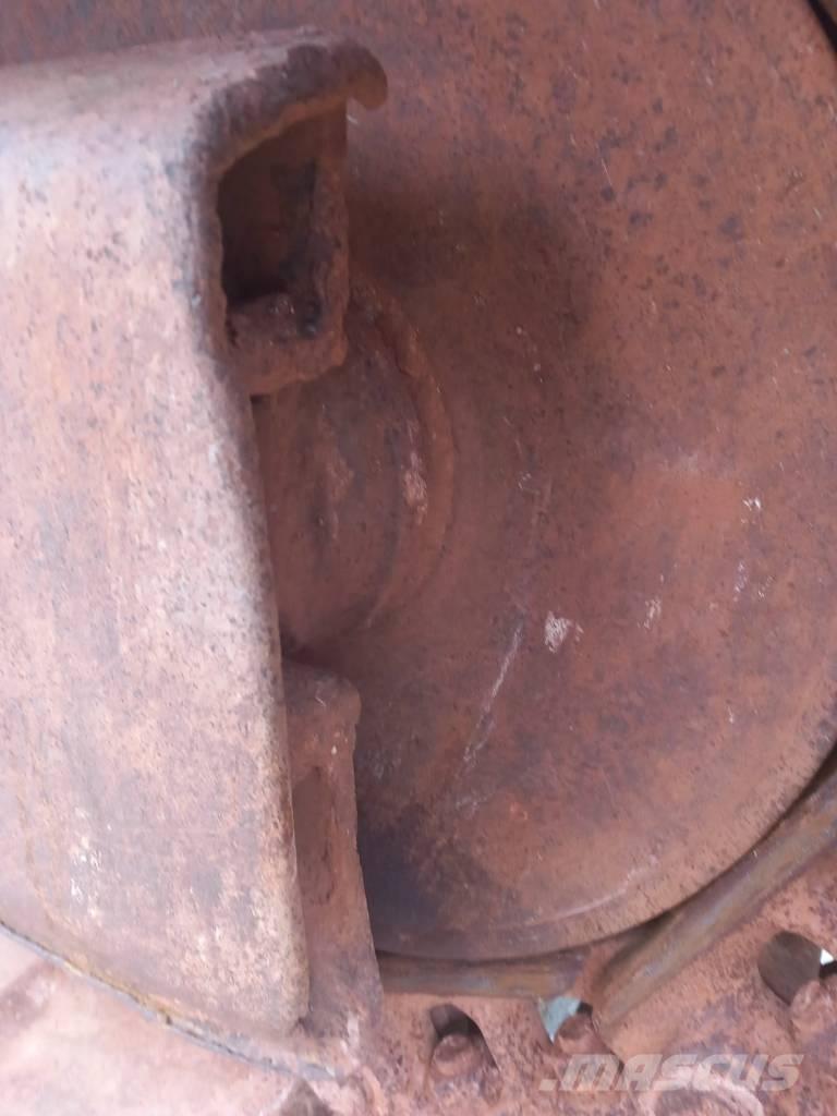 Komatsu PC210LC-10 Lánctalpas kotrók