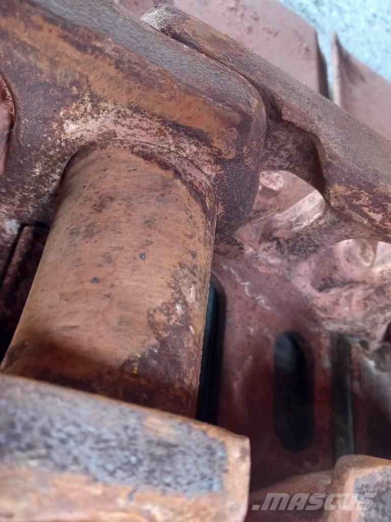 Komatsu PC210LC-10 Lánctalpas kotrók