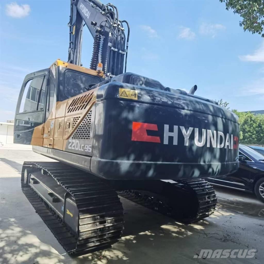 Hyundai R220LC-9S Lánctalpas kotrók