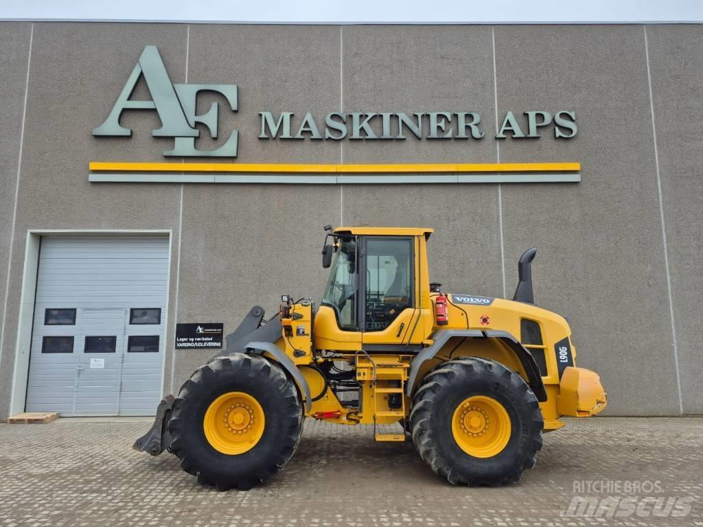 Volvo L90G Gumikerekes homlokrakodók