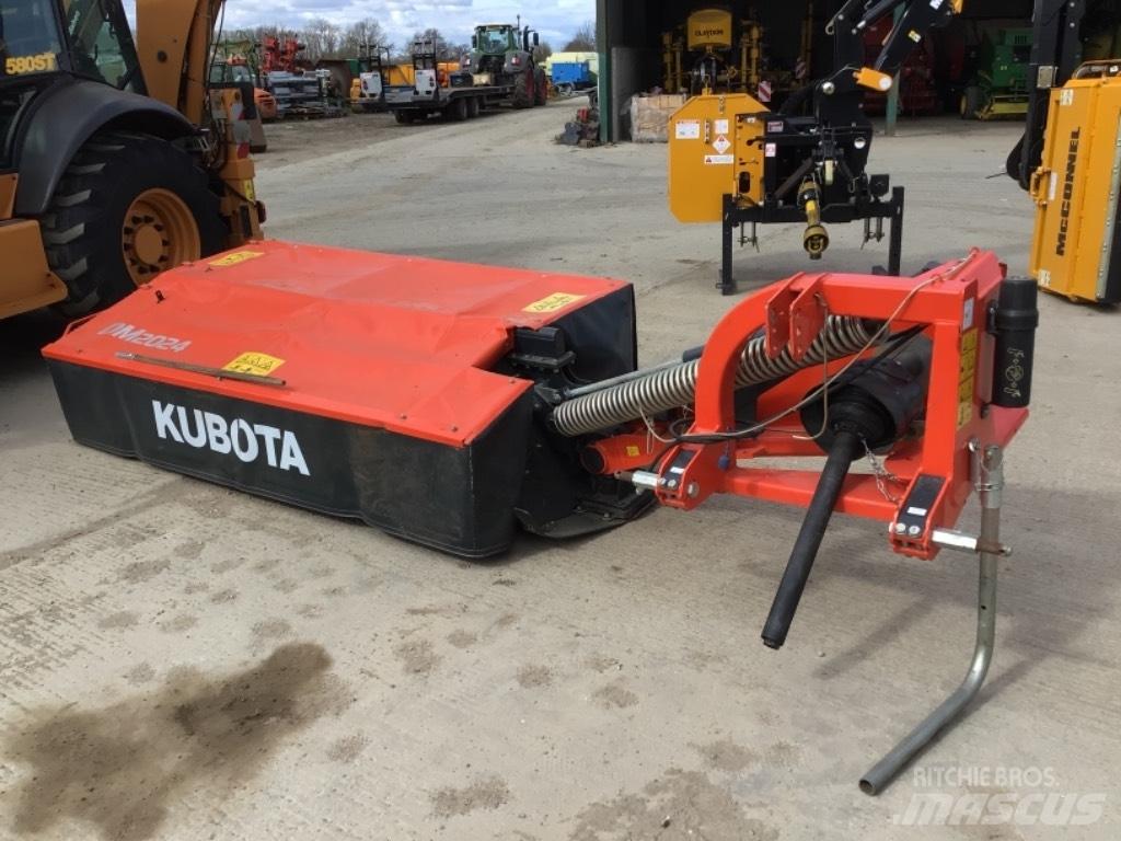 Kubota DM2024 Kaszák