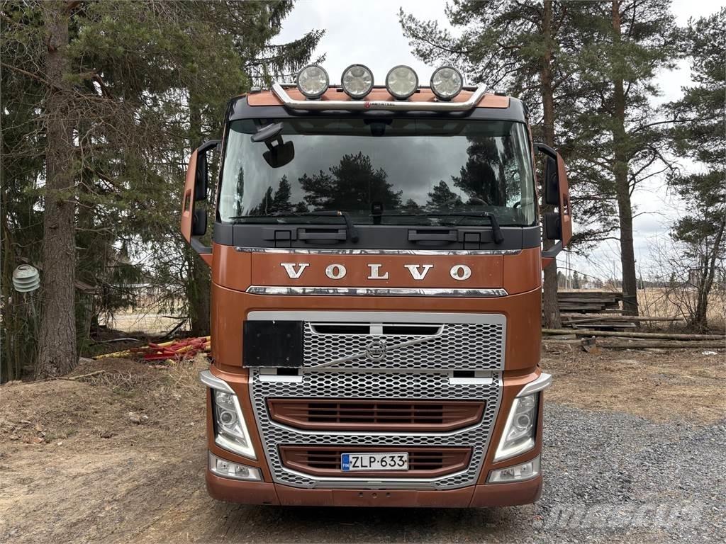 Volvo FH 540 8*4 Fülkés alváz