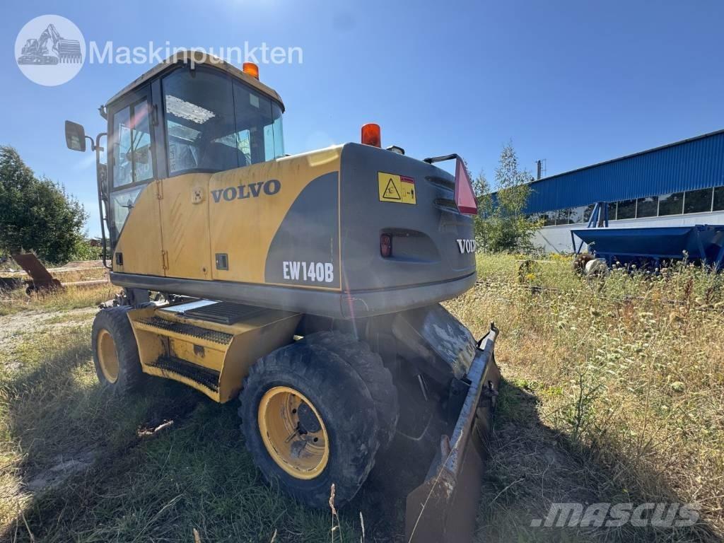 Volvo EW 140 B Gumikerekes kotrók