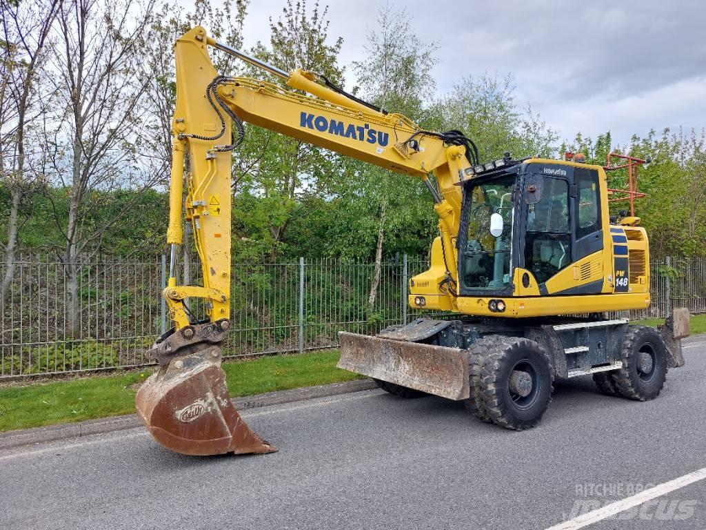 Komatsu PW148-11 Gumikerekes kotrók