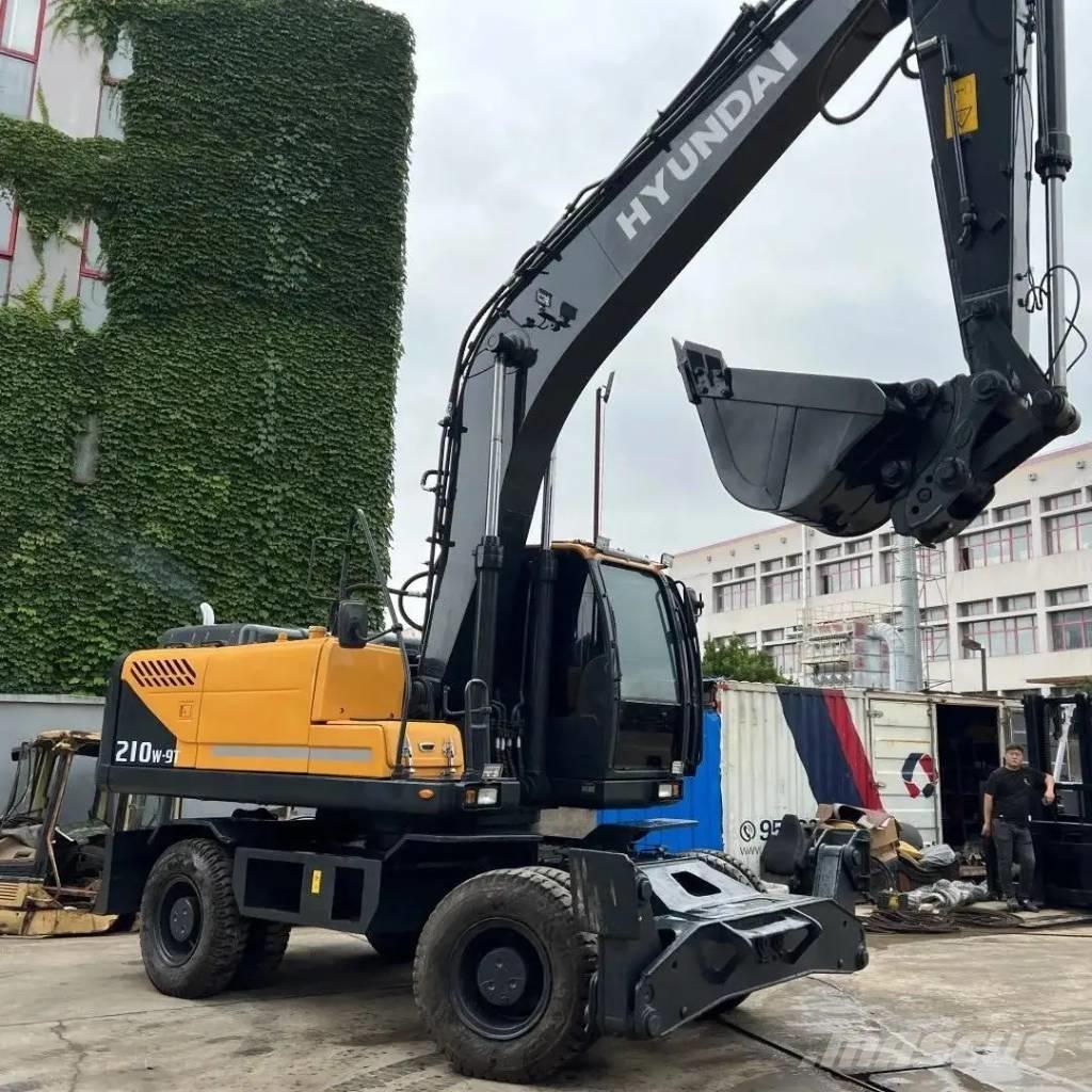 Hyundai R210W-9 Gumikerekes kotrók