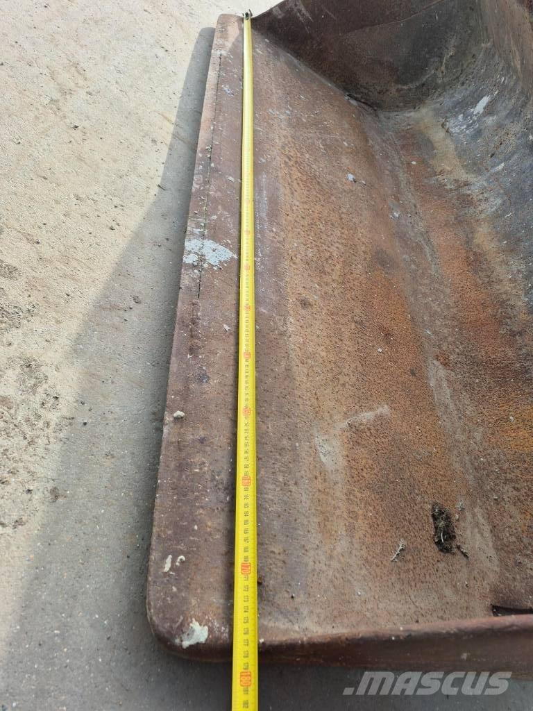 Pladdet kofferbak Kanalak