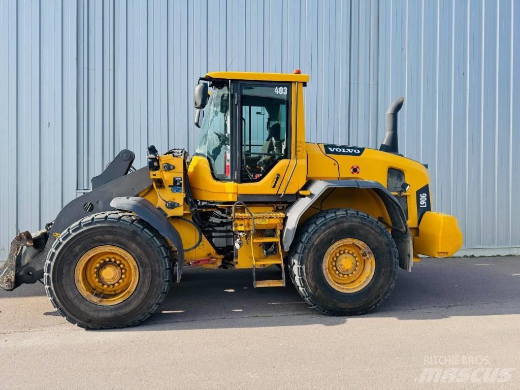 Volvo L 90 G Gumikerekes homlokrakodók