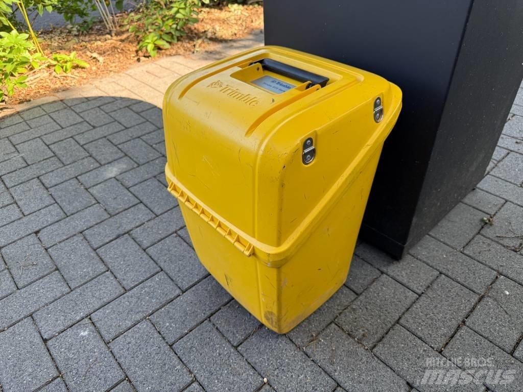 Trimble RTS573 Műszerek, mérő és automatizáló berendezések