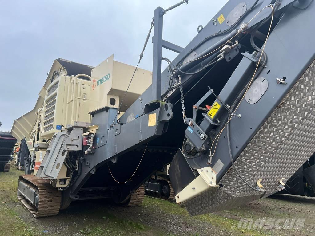 Metso LT 300 HP Mobil törőgépek