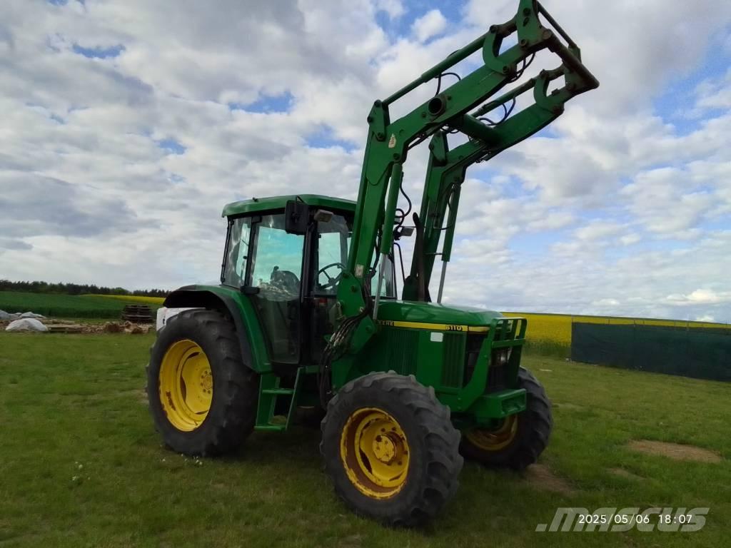 John Deere 6110 SE Traktorok