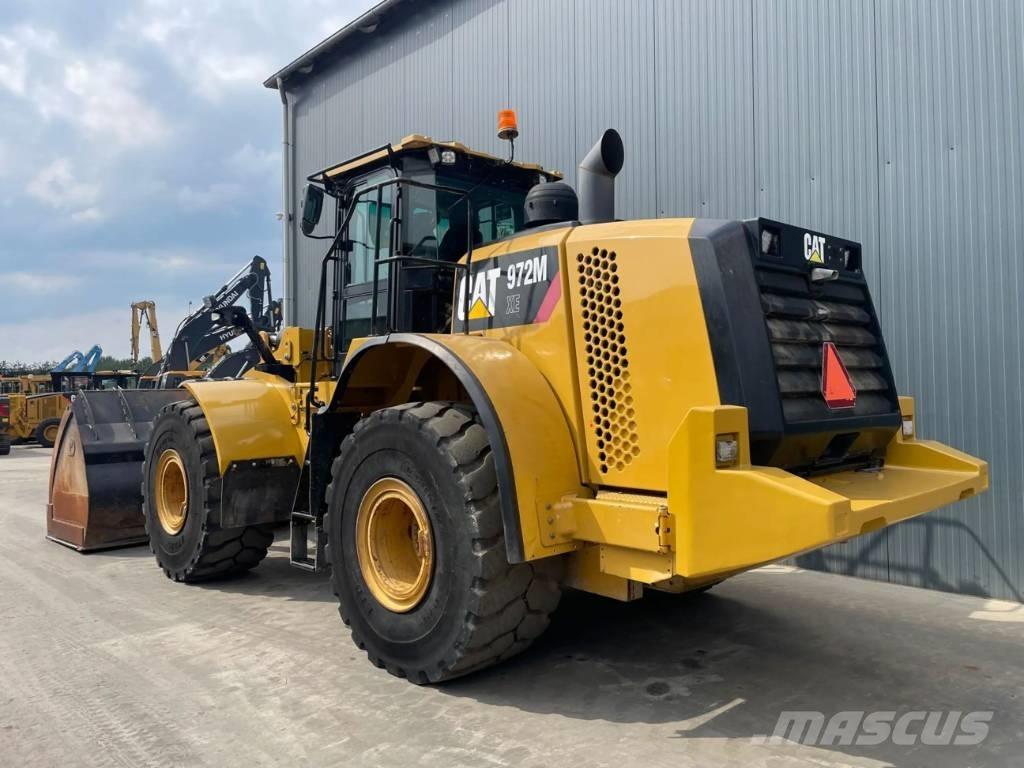 CAT 972M XE Gumikerekes homlokrakodók