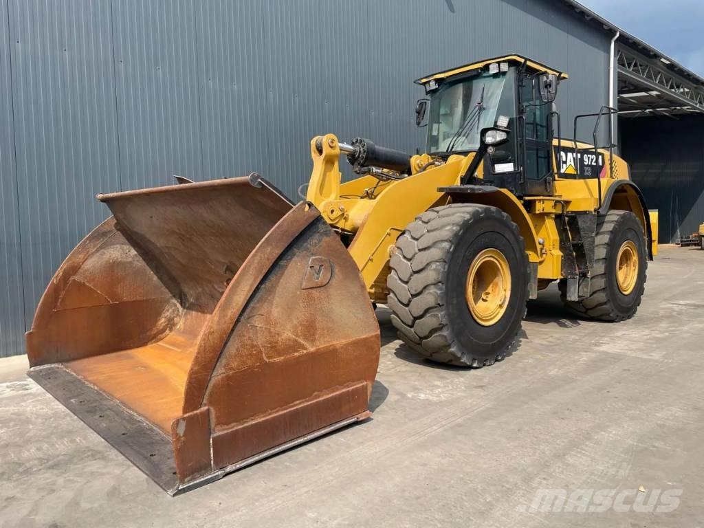 CAT 972M XE Gumikerekes homlokrakodók