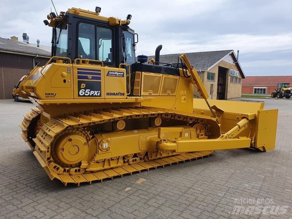 Komatsu D 65 PX-17 lánctalpas dózerek