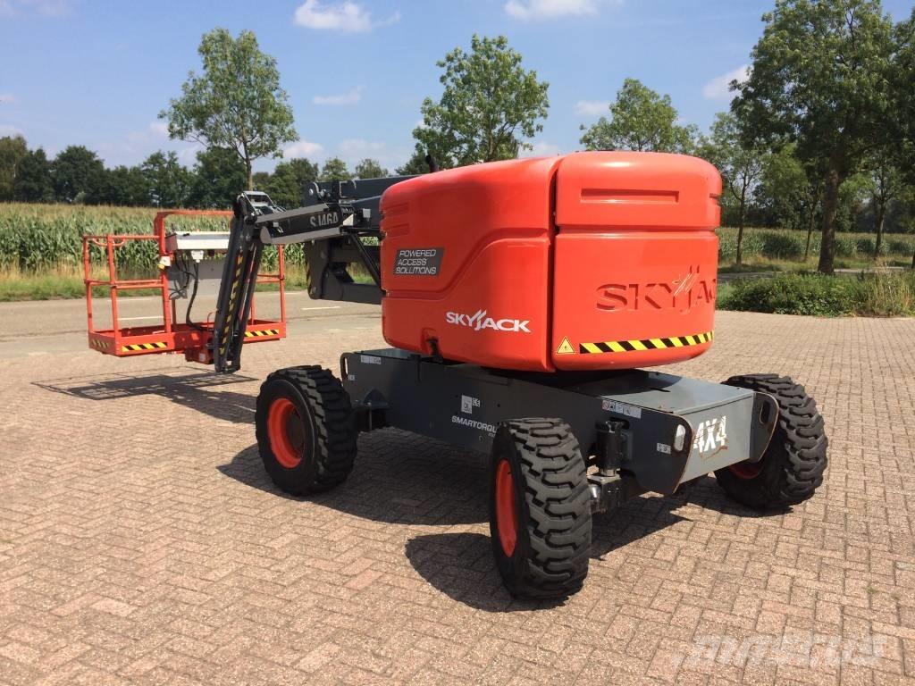 SkyJack SJ 46 AJ Karos emelők
