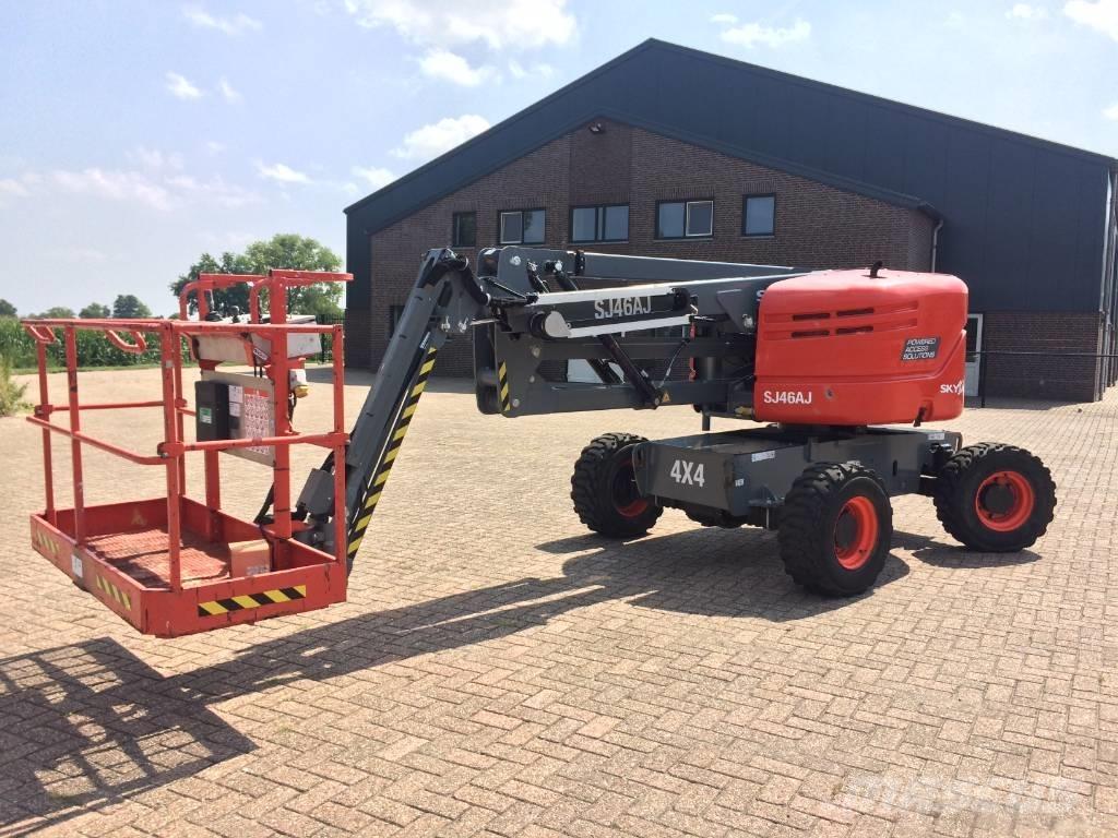 SkyJack SJ 46 AJ Karos emelők