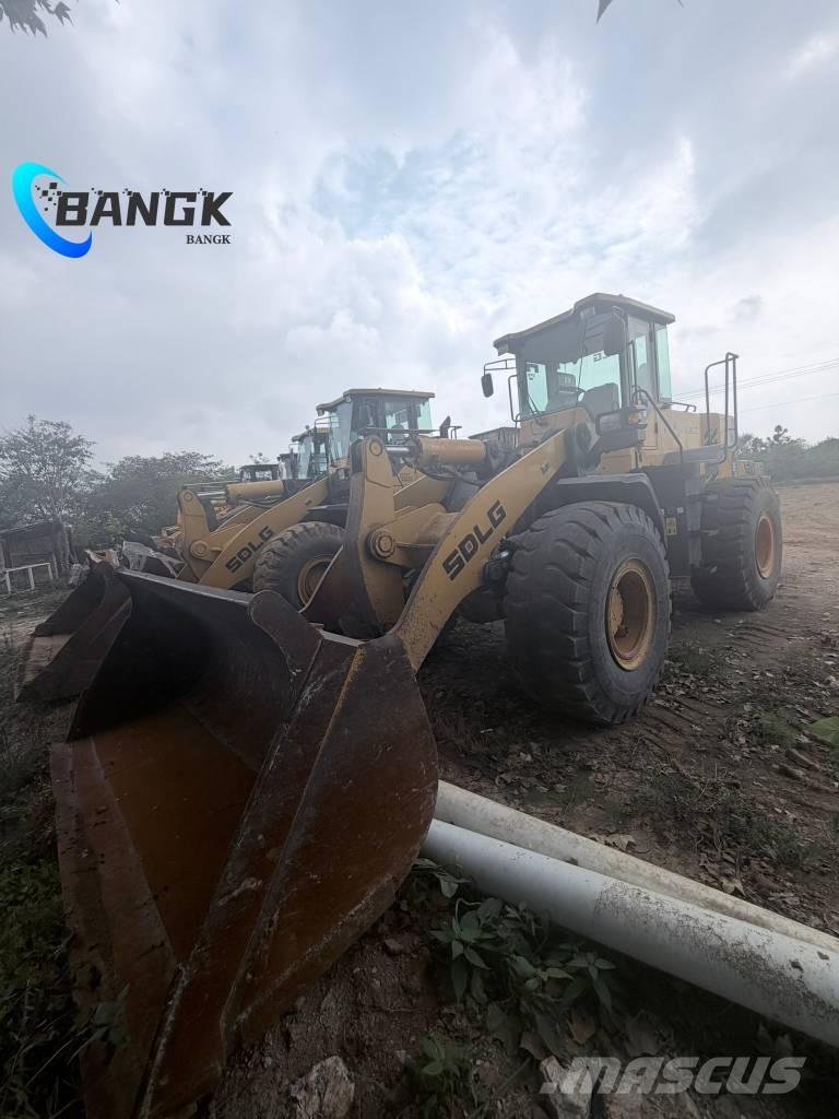 SDLG L 955 F Gumikerekes homlokrakodók