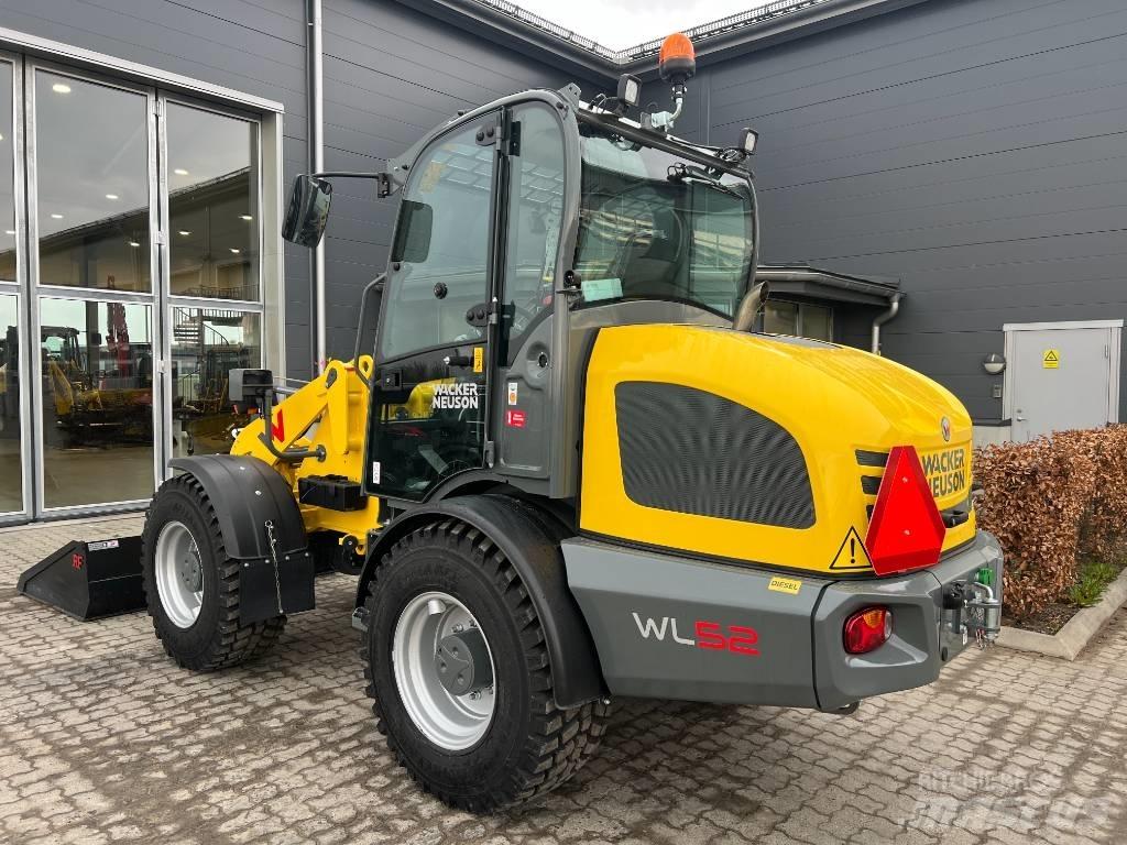 Wacker Neuson WL 52 Gumikerekes homlokrakodók