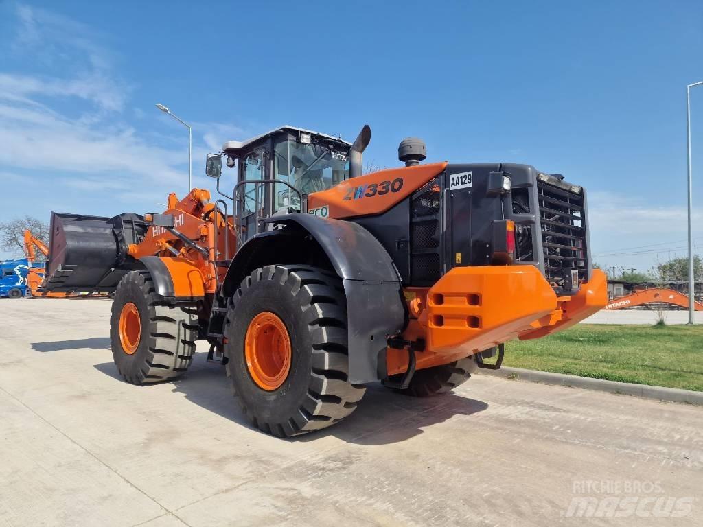 Hitachi ZW330-6 Gumikerekes homlokrakodók