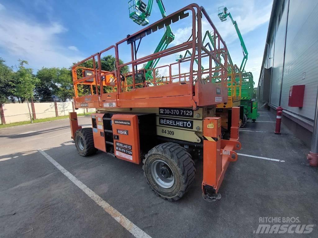 JLG 330 LRT Ollós emelők