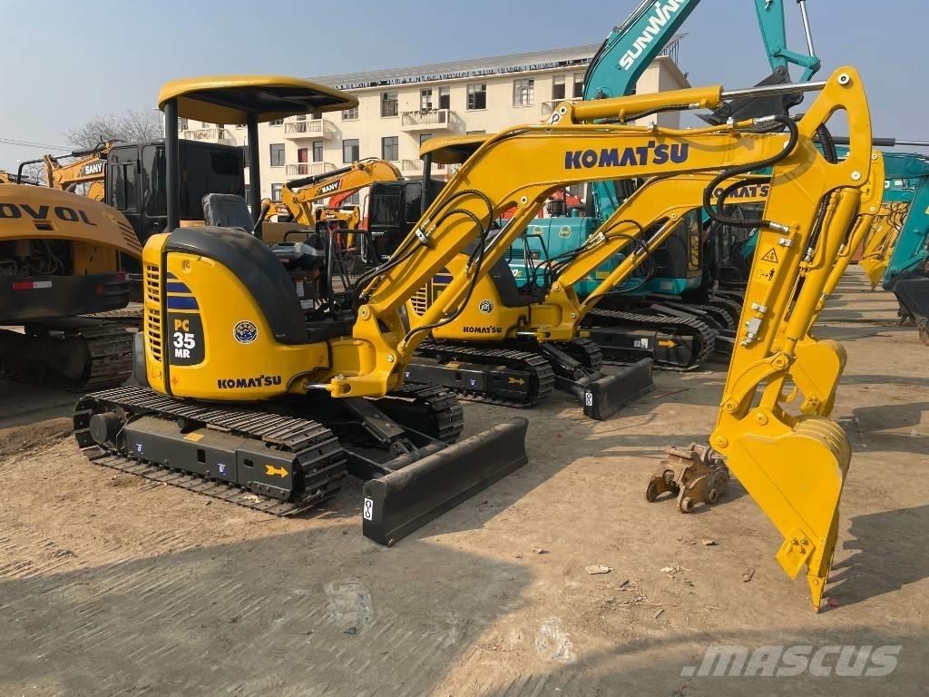 Komatsu PC 35 Mini kotrók < 7t