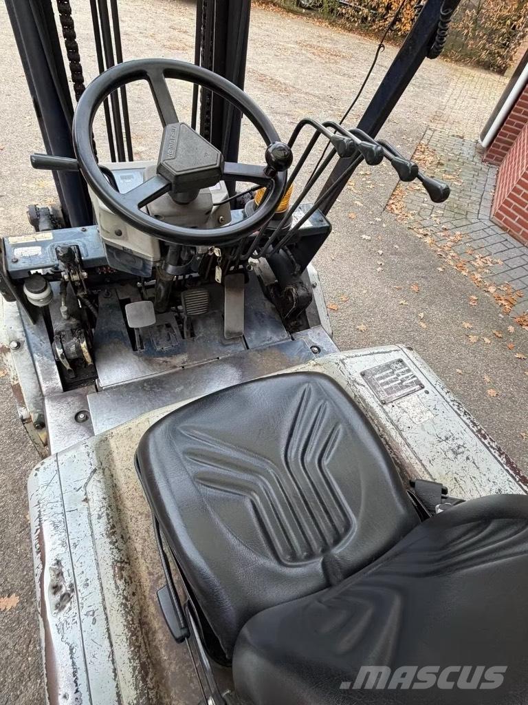 Komatsu FD30T-11E Dízel targoncák