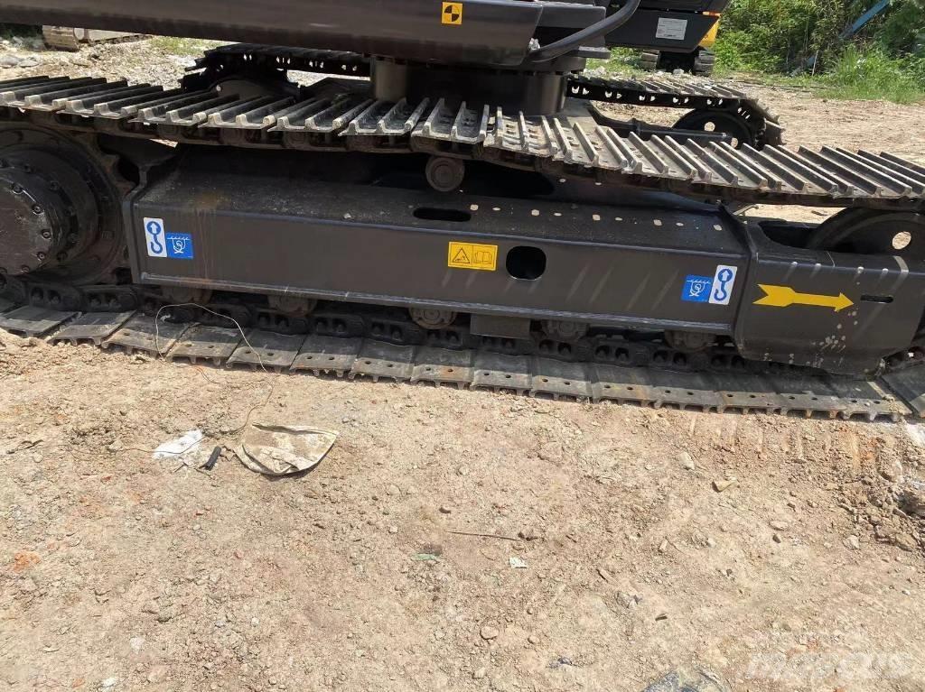 Hitachi ZX 70 Lánctalpas kotrók