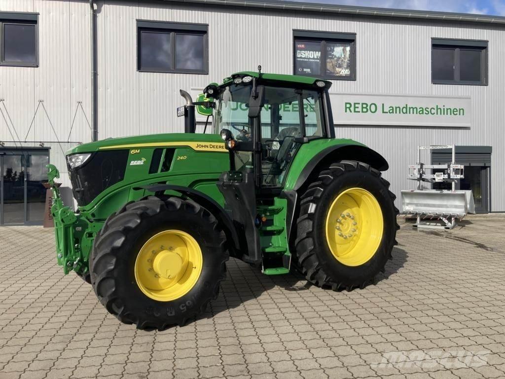 John Deere 6M240 Traktorok