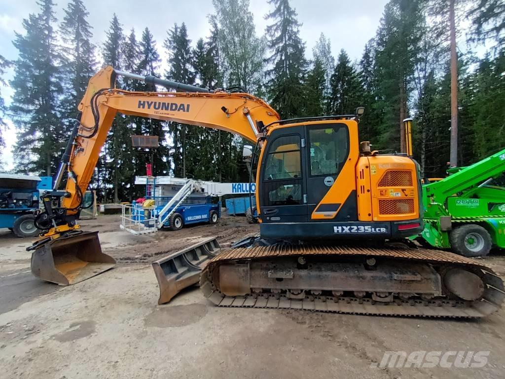 Hyundai HX 235 LCR Lánctalpas kotrók