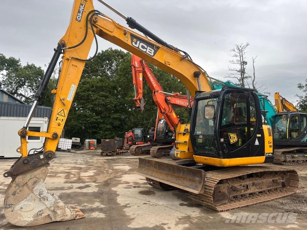 JCB JZ140 with blade Lánctalpas kotrók