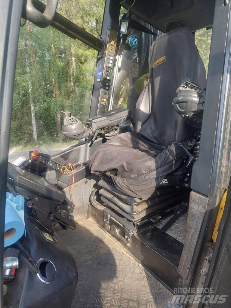 Ponsse SCORPION 8W Betakarítók