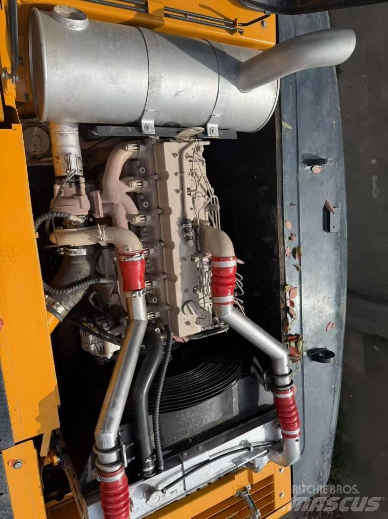 Hyundai r305lc-9t Közepes (midi) kotrók 7 t - 12 t