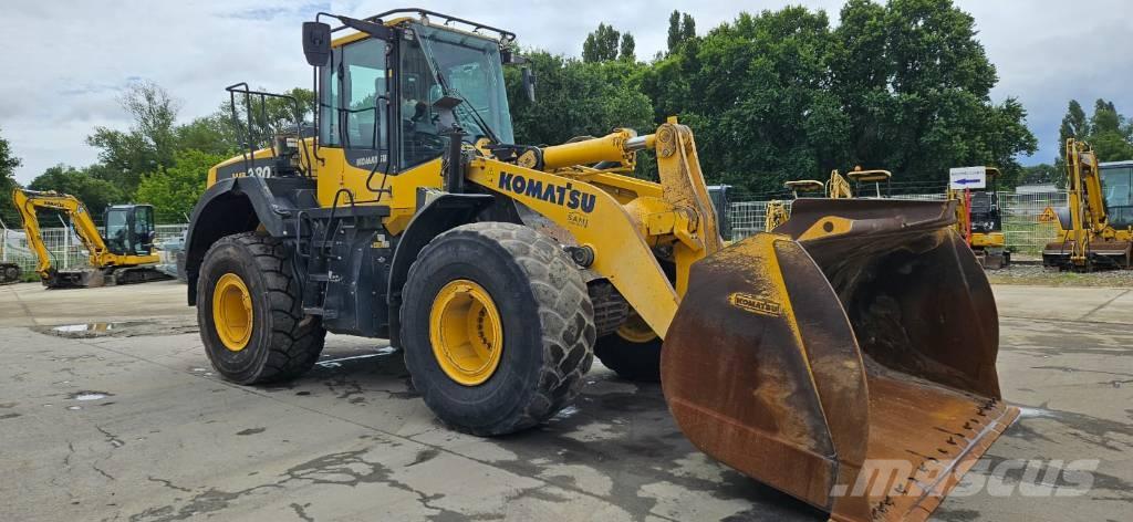 Komatsu WA380-8 Gumikerekes homlokrakodók