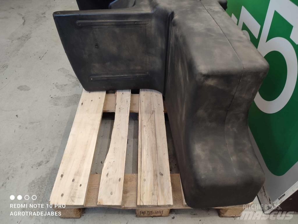 Valtra N91 Fuel Tank Vezetőfülke és belső tartozékok