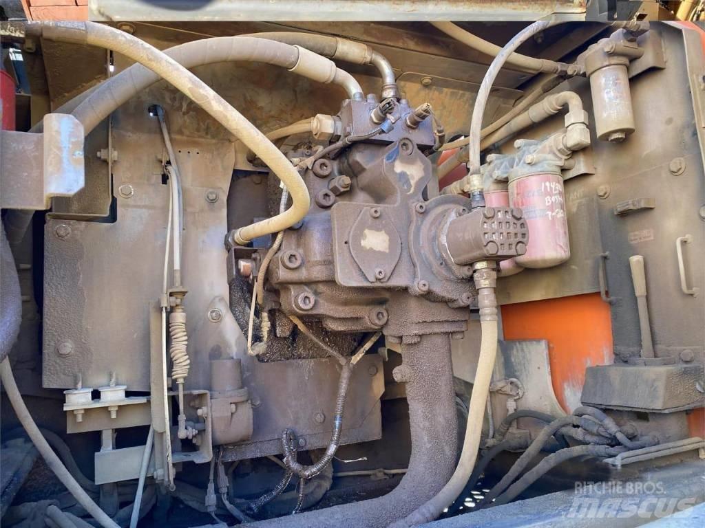 Hitachi ZX 450 LC Lánctalpas kotrók