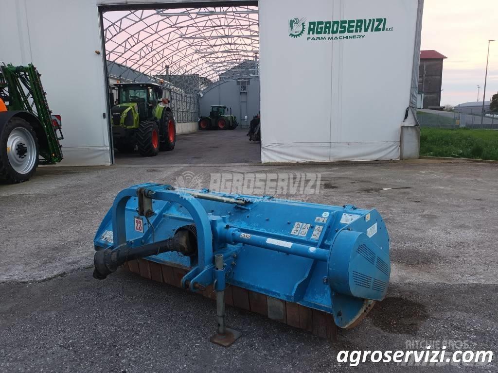 Nobili BK 230 Szecskázók