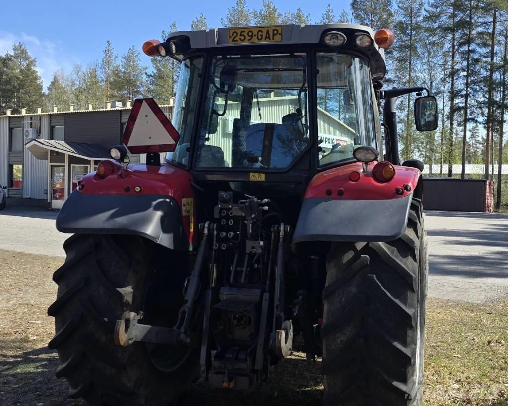 Massey Ferguson 5613 Traktorok