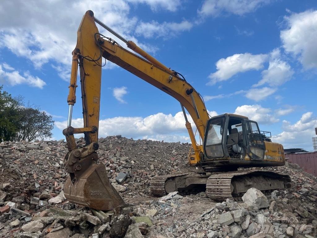 JCB JS 240 LC Lánctalpas kotrók