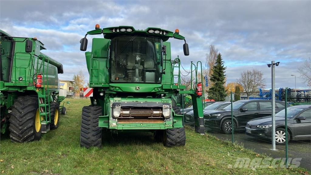 John Deere S680 Kombájnok