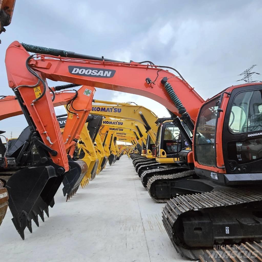 Doosan DX 225 LC Mini kotrók < 7t