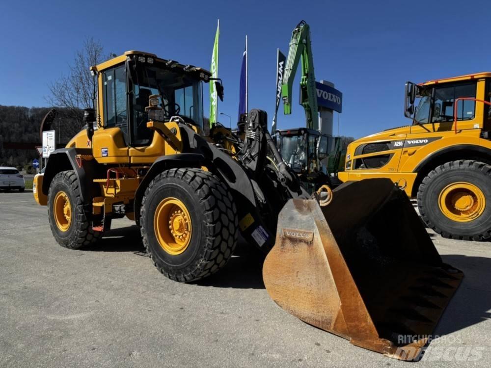 Volvo L90H Gumikerekes homlokrakodók