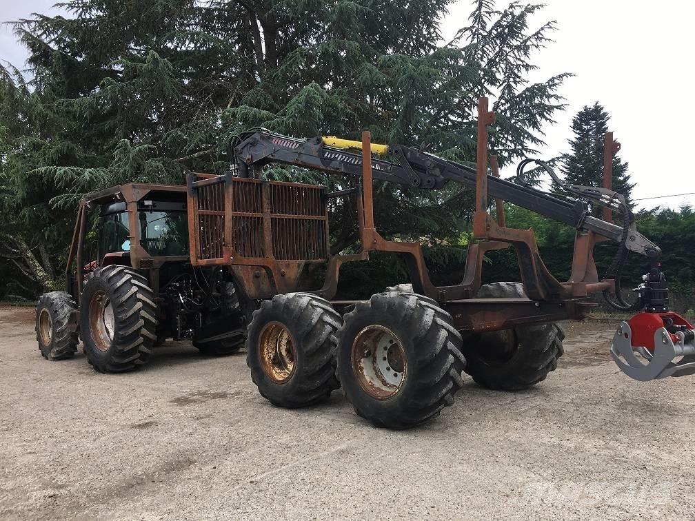 CASE MX 135 Erdészeti traktorok