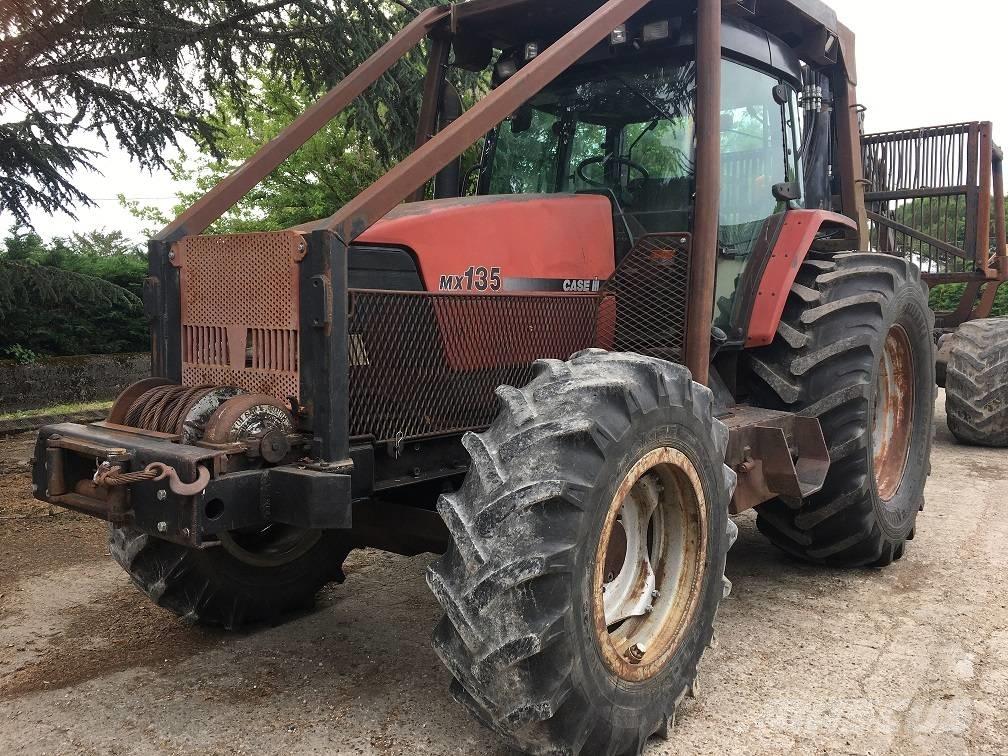 CASE MX 135 Erdészeti traktorok