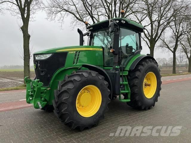 John Deere 7230 R Traktorok